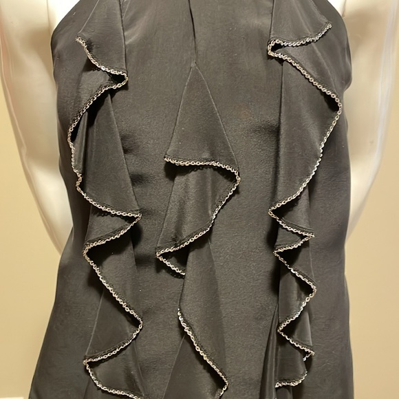 ROBBI & NIKKI byROBERT RODRIGUEZ SILK CHAIN EMBELLISHED RUFFLE FRONT TANK TOP SM - Picture 3 of 16